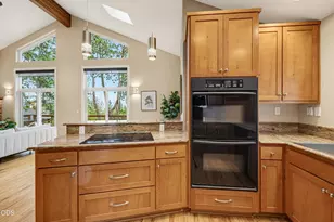 774 Lisa Ln, Ashland, OR 97520 - Photo 28