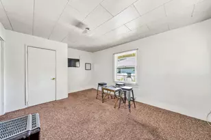 807 NW 5th St, Grants Pass, OR 97526 - Photo 30