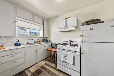 807 NW 5th Street, Grants Pass, OR 97526 - Photo 34