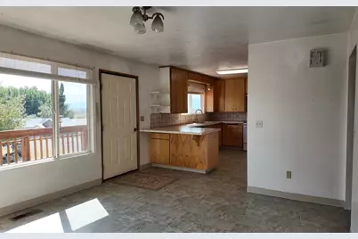 54146 Highway 31, Summer Lake, OR 97640 - Photo 10
