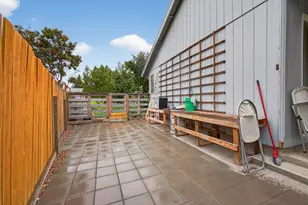 2937 SW Salmon Ave, Redmond, OR 97756 - Photo 20