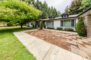 1121 Yeust Rd, Azalea, OR 97410 - Photo 8