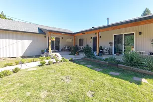 2951 Rogue River Hwy, Gold Hill, OR 97525 - Photo 4