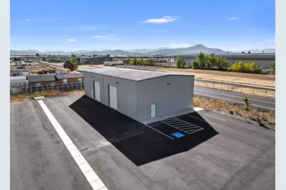 1339 Avenue F, White City, OR 97503 - Photo 8