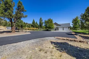 10135 NW Coyner Ave, Redmond, OR 97756 - Photo 4