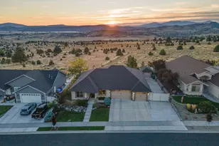 240 Skyridge Dr, Klamath Falls, OR 97603 - Photo 20