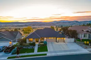 240 Skyridge Dr, Klamath Falls, OR 97603 - Photo 18