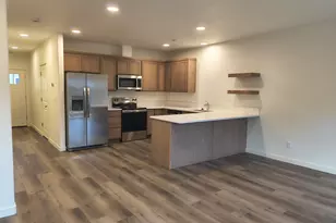 20495 SE Bard Ct, Bend, OR 97702 - Photo 8