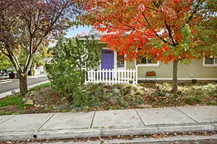 794 Park St, Ashland, OR 97520 - Photo 2