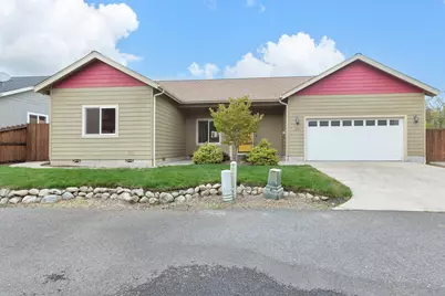 1901 SW G Street, Grants Pass, OR 97526 - Photo 1