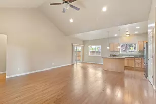 1901 SW G St, Grants Pass, OR 97526 - Photo 4