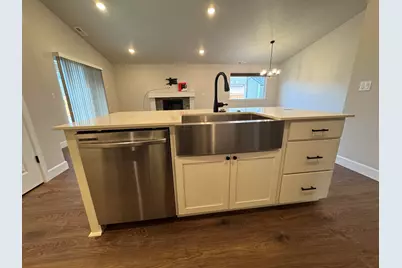 265 NW Par Avenue, Madras, OR 97741 - Photo 12