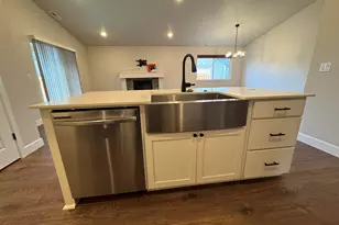 265 NW Par Ave, Madras, OR 97741 - Photo 12