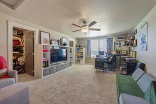 3370 NW 15th St, Redmond, OR 97756 - Photo 10