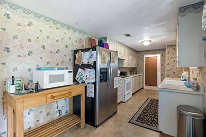 1744 Concord Way, Medford, OR 97504 - Photo 12