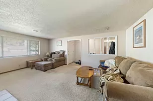 1744 Concord Way, Medford, OR 97504 - Photo 4