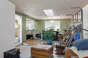 1744 Concord Way, Medford, OR 97504 - Photo 8