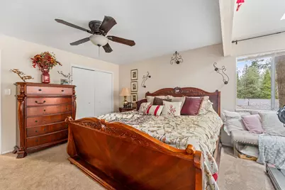 310 Surrey Drive, Grants Pass, OR 97526 - Photo 22