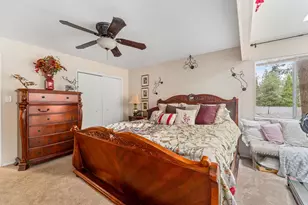 310 Surrey Dr, Grants Pass, OR 97526 - Photo 22