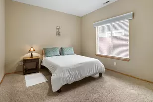 20650 Honeysuckle Ln, Bend, OR 97702 - Photo 8