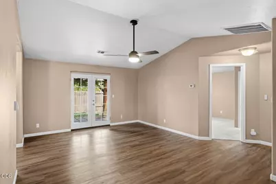 7894 Laura Lane, White City, OR 97503 - Photo 6