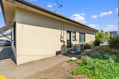 147 N Holly Street, Medford, OR 97501 - Photo 32