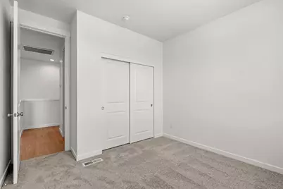 671 Old Waverly Way #21, Eagle Point, OR 97524 - Photo 22