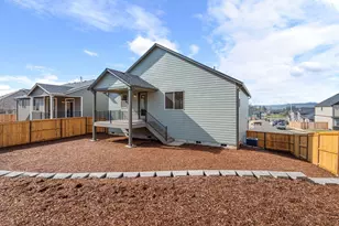 671 Old Waverly Way, Eagle Point, OR 97524 - Photo 26