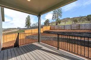 671 Old Waverly Way, Eagle Point, OR 97524 - Photo 24