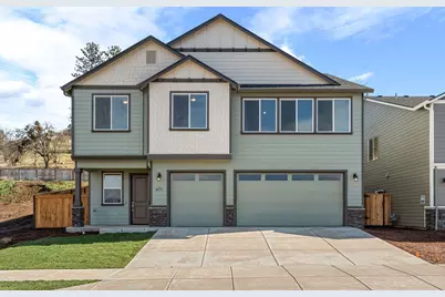 671 Old Waverly Way #21, Eagle Point, OR 97524 - Photo 2