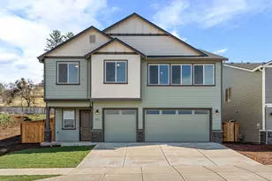 671 Old Waverly Way, Eagle Point, OR 97524 - Photo 2