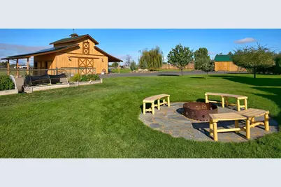 6875 NE 11th Street, Redmond, OR 97756 - Photo 18