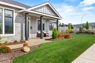 3811 Coal Mine Rd, Medford, OR 97504 - Photo 1