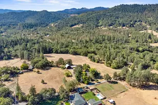 5442 Hugo Rd, Grants Pass, OR 97526 - Photo 8