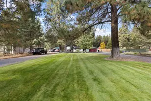 59895 Cheyenne Rd, Bend, OR 97702 - Photo 2