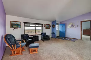 89048 W Campbell Dr, Christmas Valley, OR 97641 - Photo 6