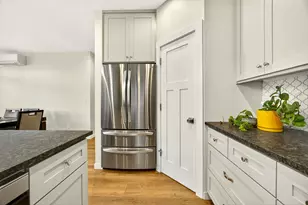 683 Ashland Creek Dr, Ashland, OR 97520 - Photo 12