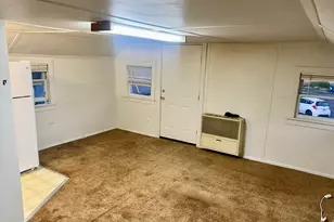 646 NE Court St, Prineville, OR 97754 - Photo 8