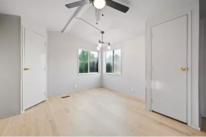 6100 S Highway 97 #24, Redmond, OR 97756 - Photo 8