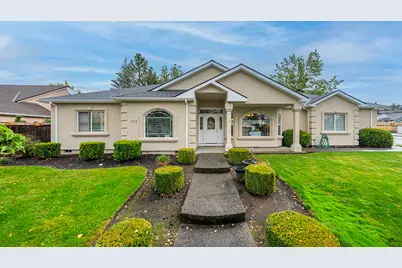 375 Robert Trent Jones Boulevard, Eagle Point, OR 97524 - Photo 1