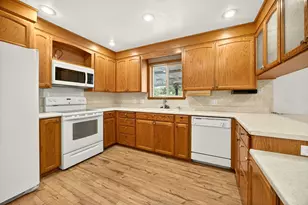 2435 Stearns Way, Medford, OR 97501 - Photo 30