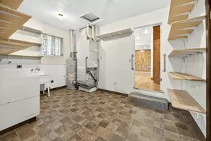 2435 Stearns Way, Medford, OR 97501 - Photo 22