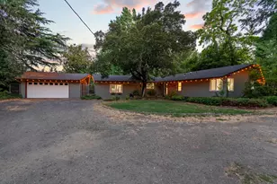 11609 Hwy 238, Jacksonville, OR 97530 - Photo 4