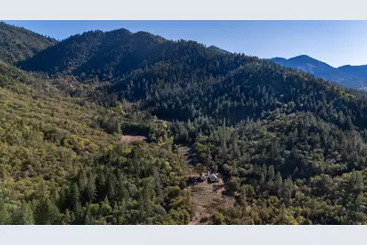 379 Savage Creek Road, Grants Pass, OR 97527 - Photo 10