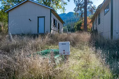 379 Savage Creek Road, Grants Pass, OR 97527 - Photo 6