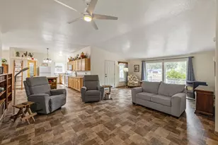 22929 Horseshoe Way, Klamath Falls, OR 97601 - Photo 6