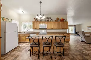 22929 Horseshoe Way, Klamath Falls, OR 97601 - Photo 14