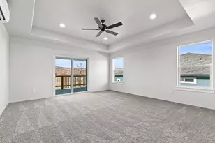 403 N Deanjou Ave, Eagle Point, OR 97524 - Photo 16