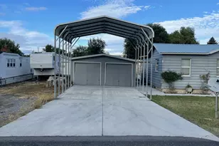 1520 Derby St, Klamath Falls, OR 97603 - Photo 2