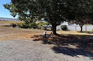 4445 Southside, Klamath Falls, OR 97603 - Photo 30